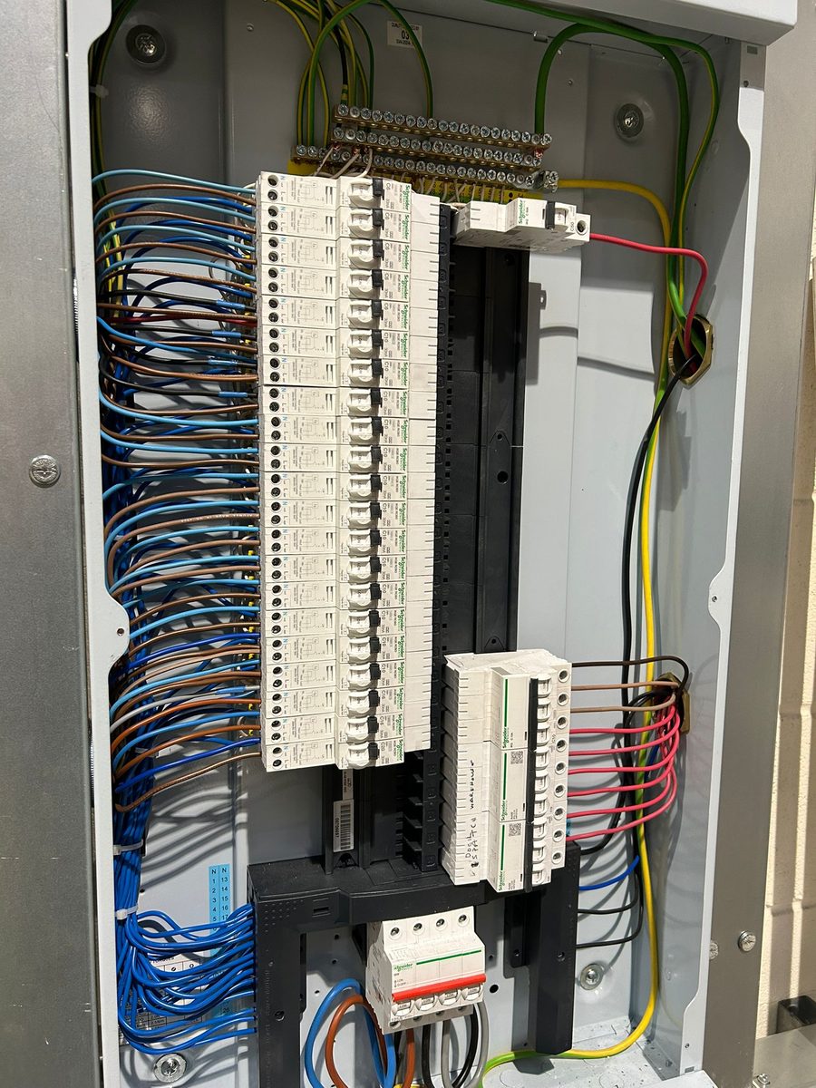 Industrial distribution board wiring by SEM Electrical
